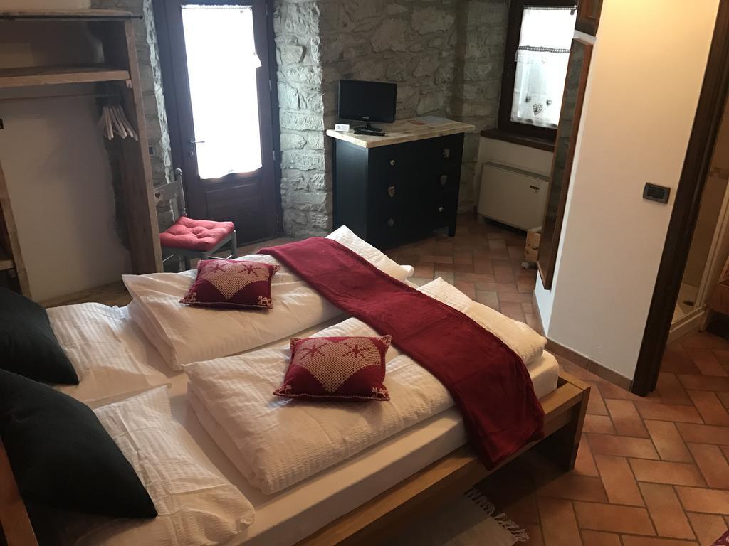 Casa Benassi ,Room&Suite , Con Zona Benessere Riolunato Extérieur photo